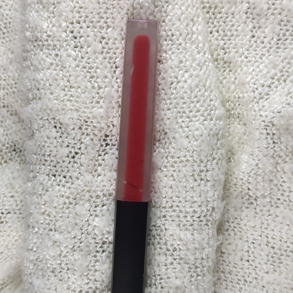 POUNDCAKE Cake Batter Matte Liquid Lipstick in Red Velvet 3.85ml/0.13fl oz - Picture 2 of 8